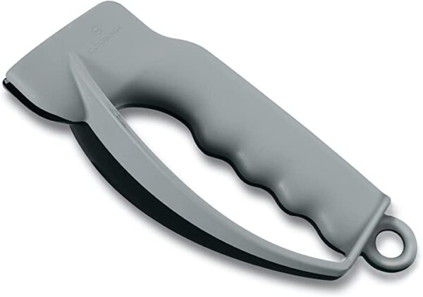 مسن سكين من البلاستيك - من فيكتورينوكس احصل على مسن السكين المصنوع من البلاستيك العالي الجودة من فيكتورينوكس، مثالي للاستخدام في المطبخ والرحلات. تسوق الآن!