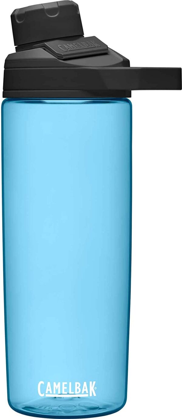 زجاجة مياه شوت ماج من كاميل باك تعرف على زجاجة مياه شوت ماج من كاميل باك، تصميم مبتكر وعملي يجعلها رفيقك المثالي للرحلات والتمارين الرياضية. احصل عليها الآن!