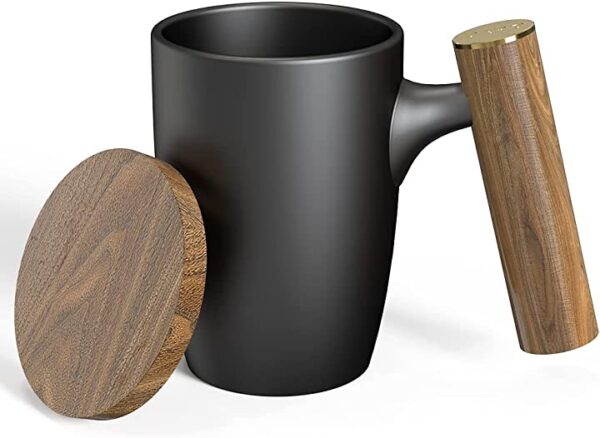 DHPO Artisan Series أكواب القهوة 473 مل كأس الشاي السيراميك غير اللامع مع مقبض خشبي وغطاء ، ترقية كبيرة من الخزف للرجال والنساء ، صندوق هدايا ، أسود (B) أكواب القهوة والشاي السيراميكية غير اللامعة من DHPO Artisan Series، بمقبض خشبي وغطاء وصندوق هدايا، ترقية رائعة للرجال والنساء، باللون الأسود (B)، 473 مل.